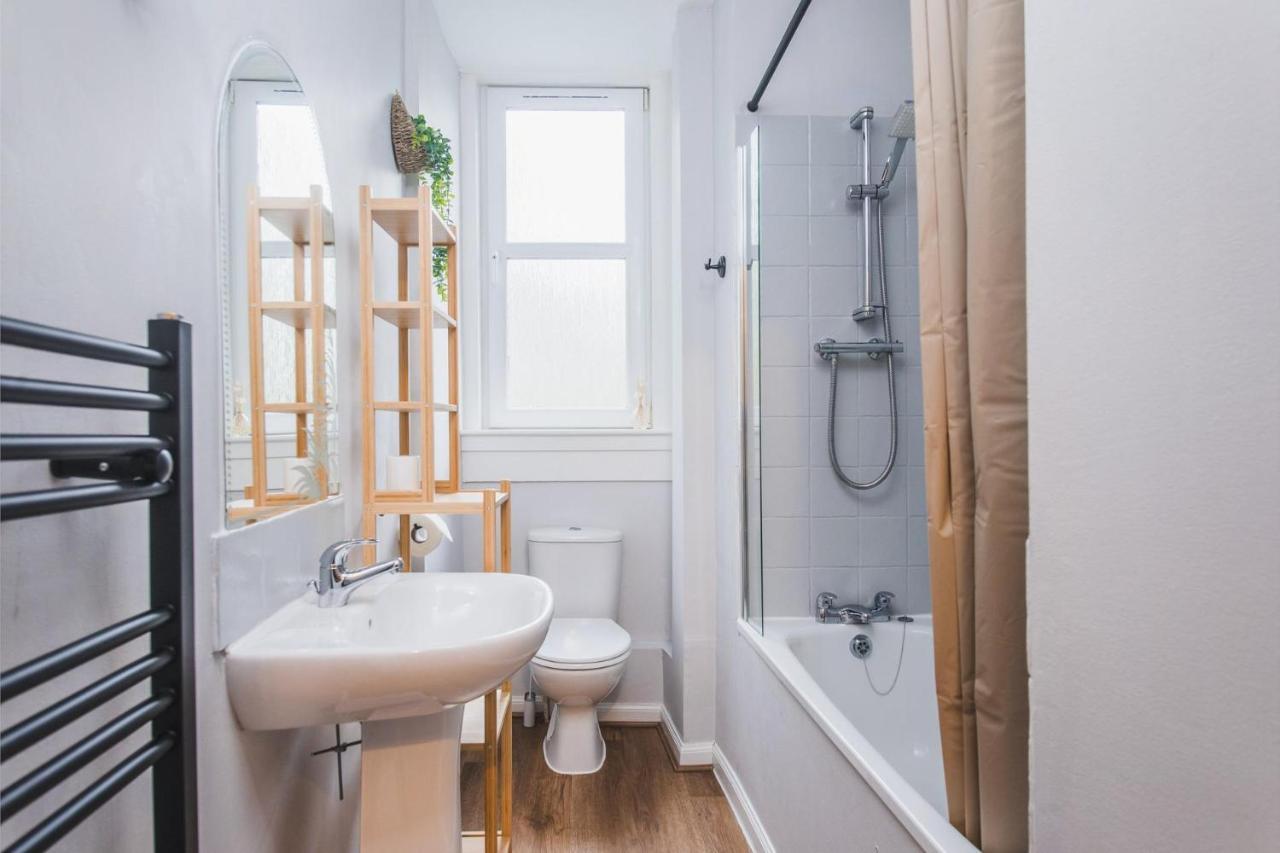 New Sleek 1Bd Edinburgh City Centre Stay Exteriör bild