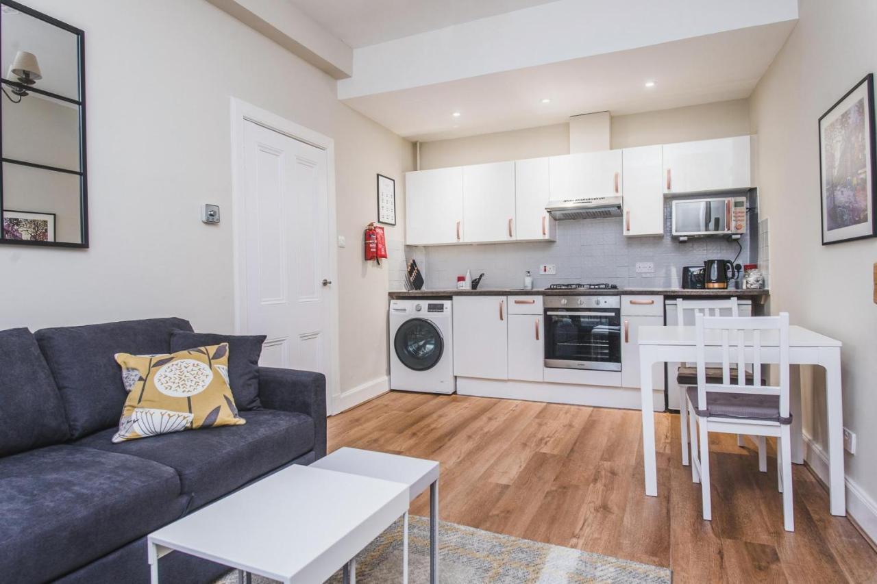 New Sleek 1Bd Edinburgh City Centre Stay Exteriör bild